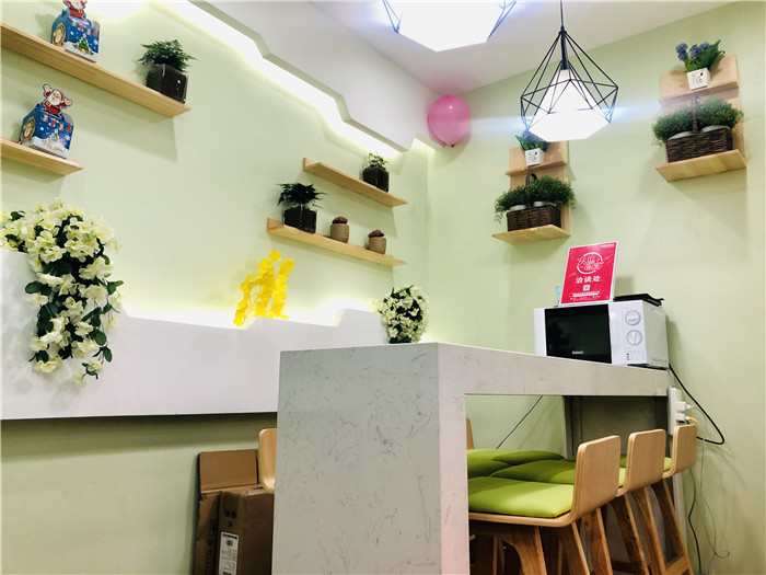 小店的奇迹!麦乐板栗鸭18㎡的小店,开业三天卖了20多万