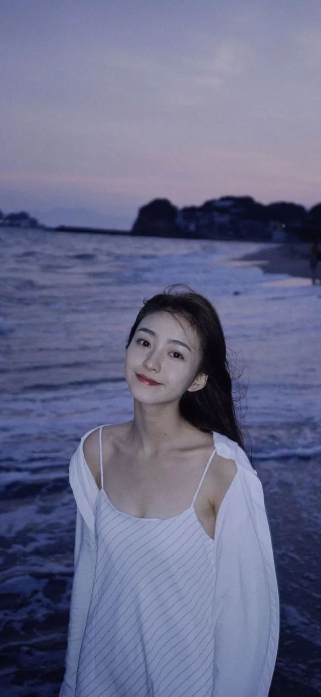 54张全面屏手机高清壁纸,真的都太好看了!