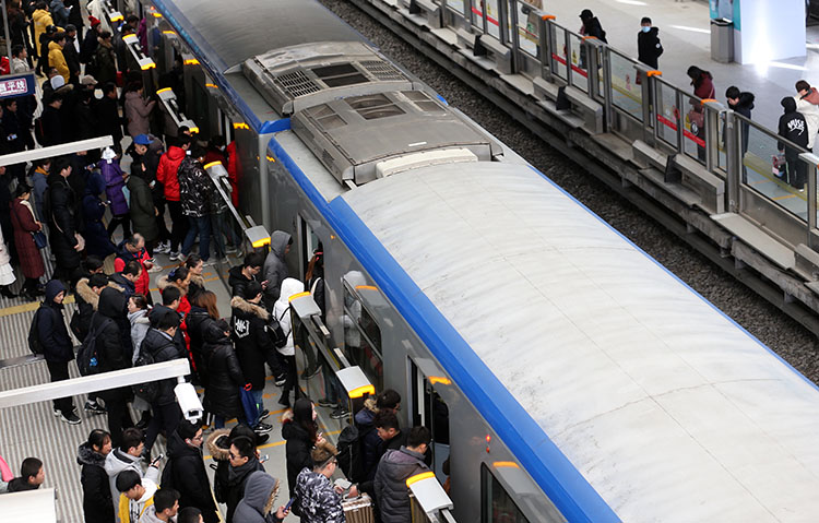 地铁13号线今起恢复运营