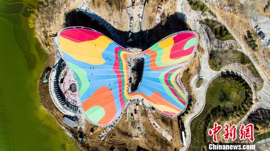 北京世园会场馆巡礼:妫汭剧场蝴蝶展翅,穿花而