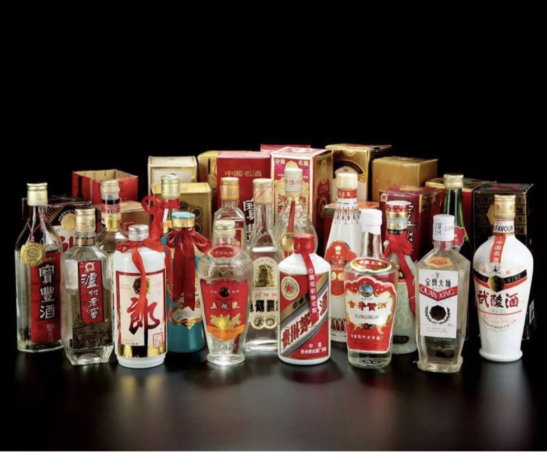 "醉美樱花"——溧阳市天目湖酒文化博物馆精品收藏特别展在玄武湖正式