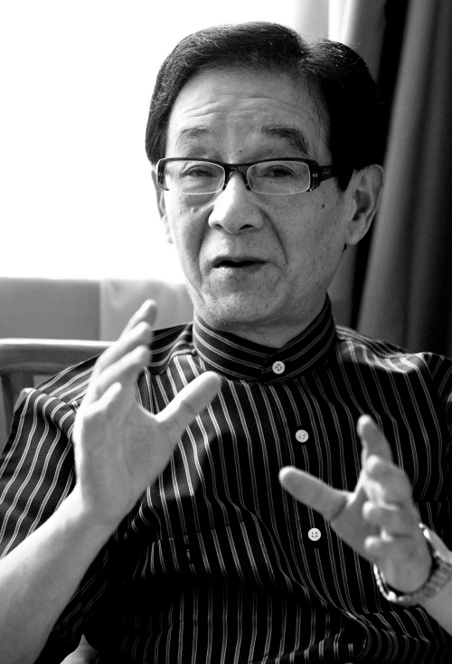 步鑫生:曾推动企业改革浪潮 至今影响十三亿人