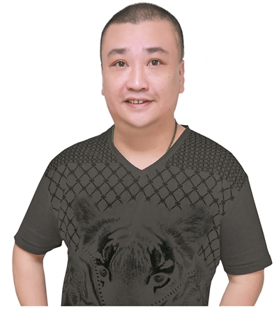 录制地点:广州电视台(环市中路233号)特邀嘉宾:国家二级演员陈坚雄