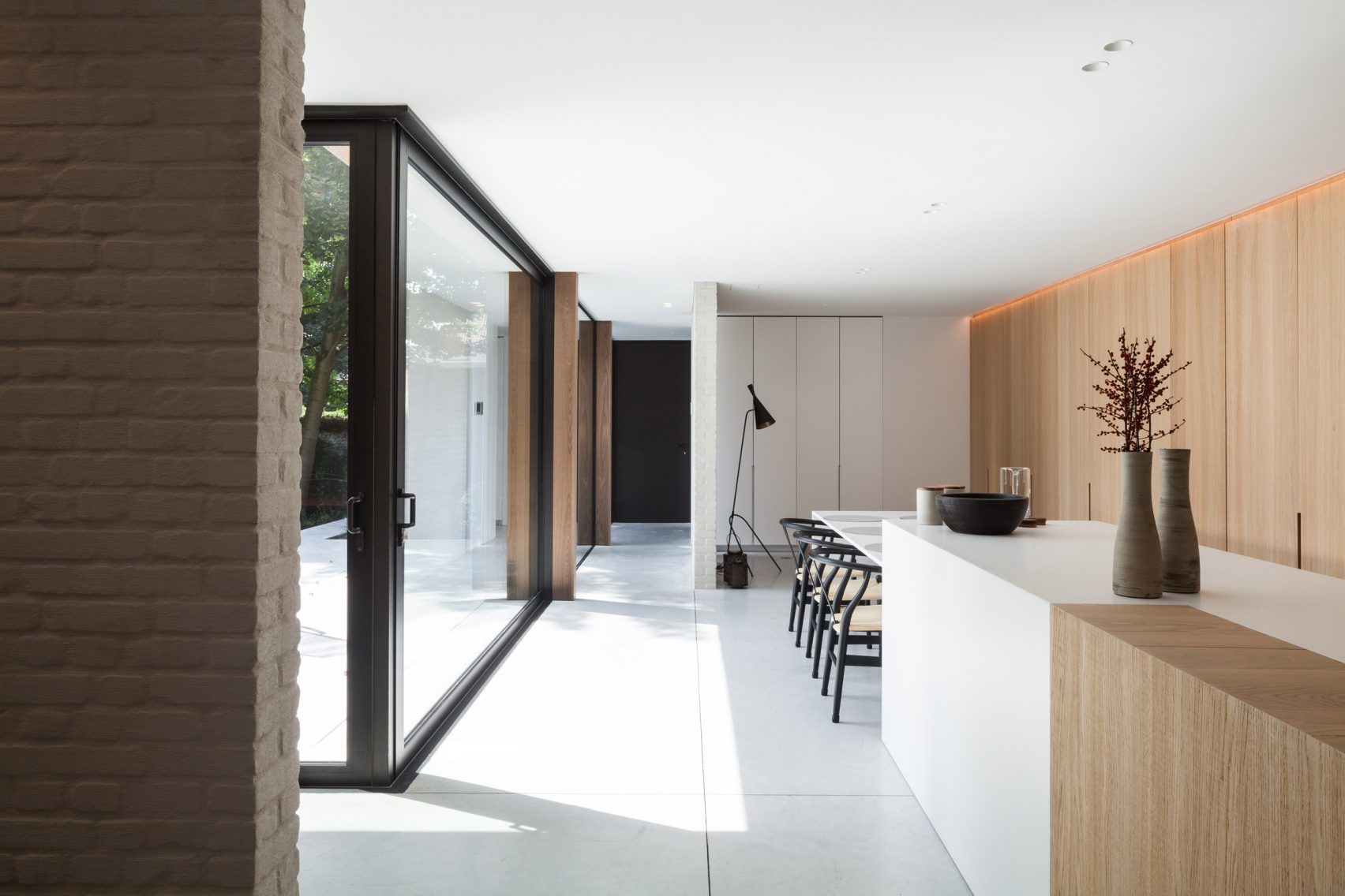 根特家庭住宅的扩建体量——玻璃幕墙打造出明亮的室内空间