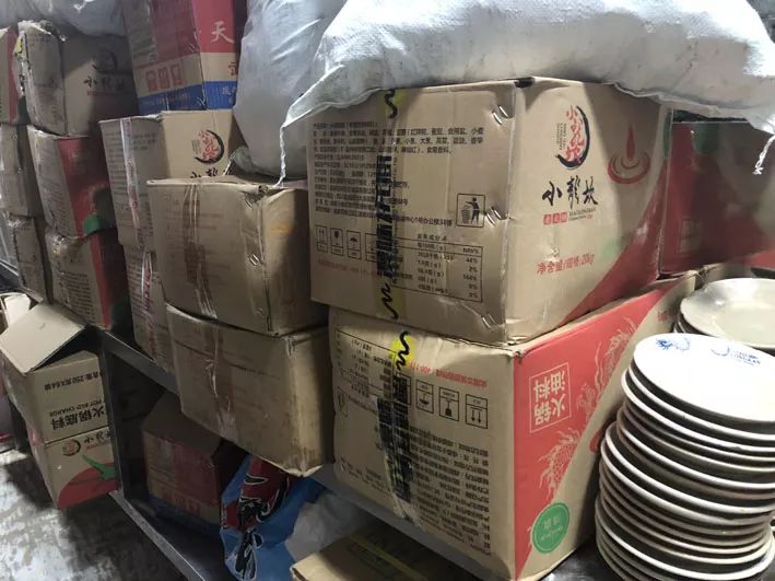 昆明小龙坎老火锅主动邀请媒体探后厨