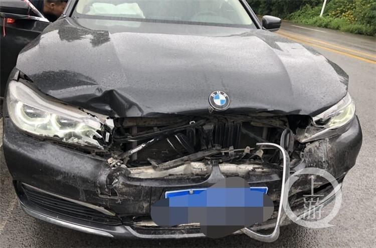 豪华婚车队追尾玛莎拉蒂等车遭殃 修车费要几百万-新浪汽车