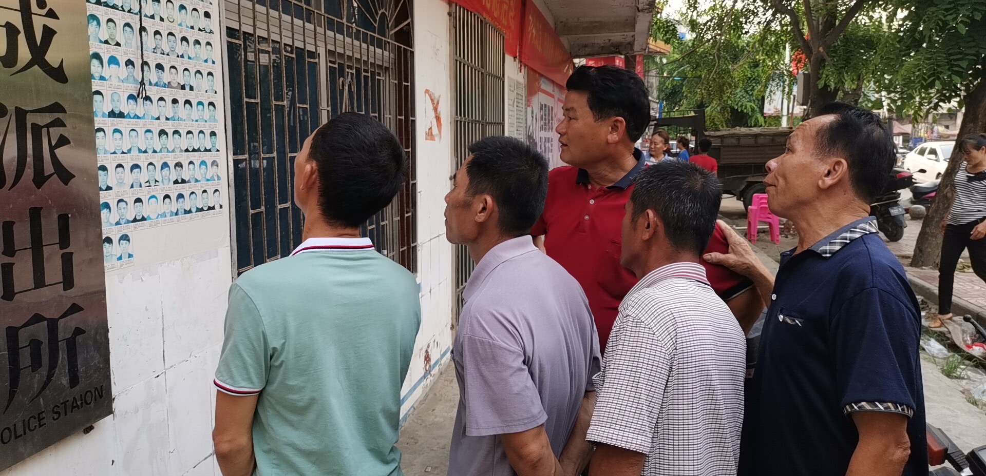 海南儋州53人名电信诈骗嫌犯"排队自首",外地嫌犯自拍视频"预约"自首
