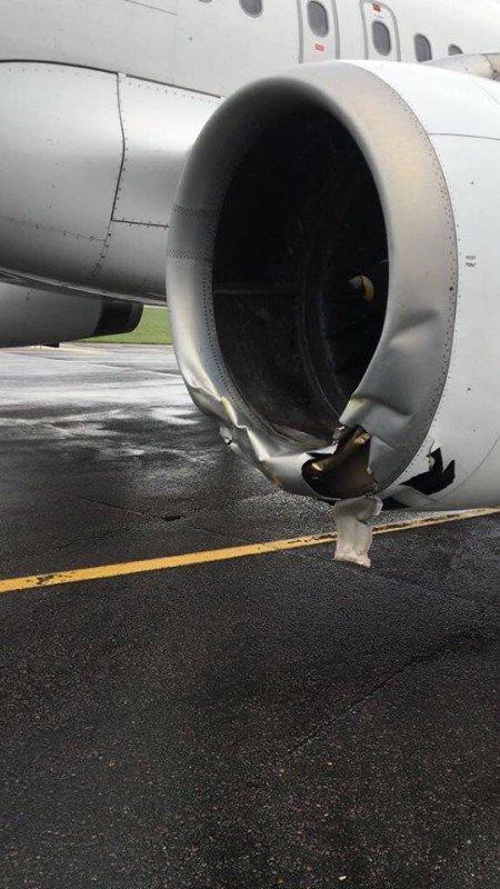 又出事:a320客机降落时被吹出跑道 发动机受损