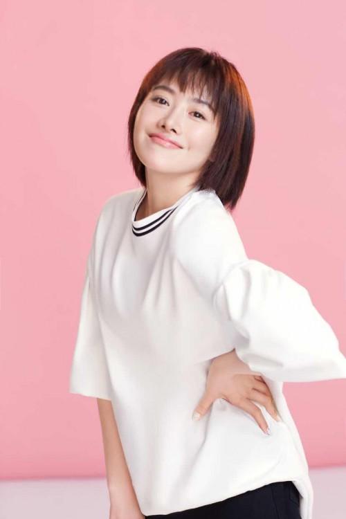 黄玥程《为了你》热播 乖巧可爱演绎青涩毕业生