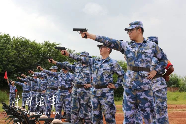 南部战区海军参谋部组织战术射击比武