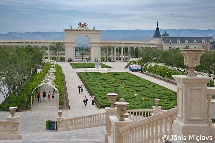 美国摄影大师镜头下的中国葡萄酒庄图鉴