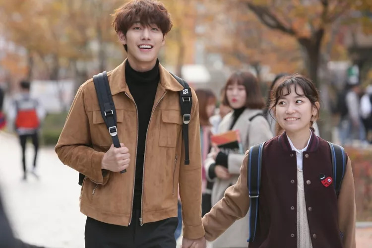 安孝燮|金瑟祺|橘子_新浪新闻