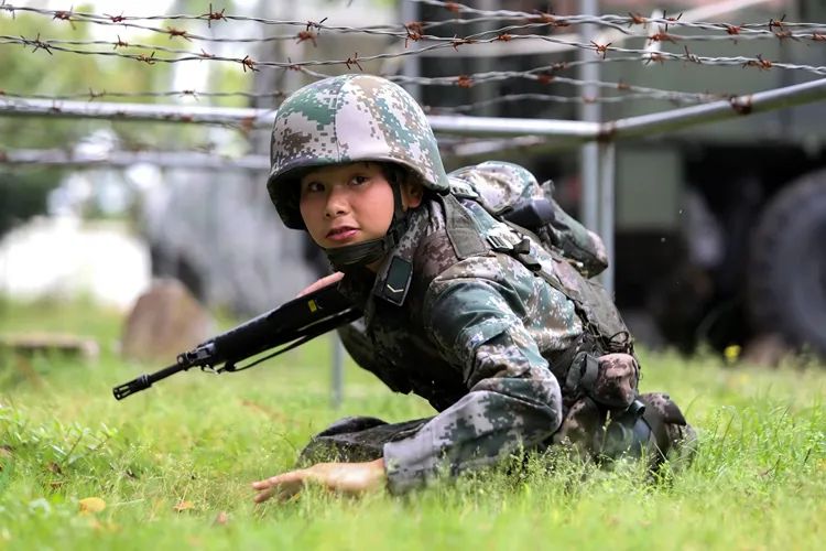 女兵李媛的奔跑青春