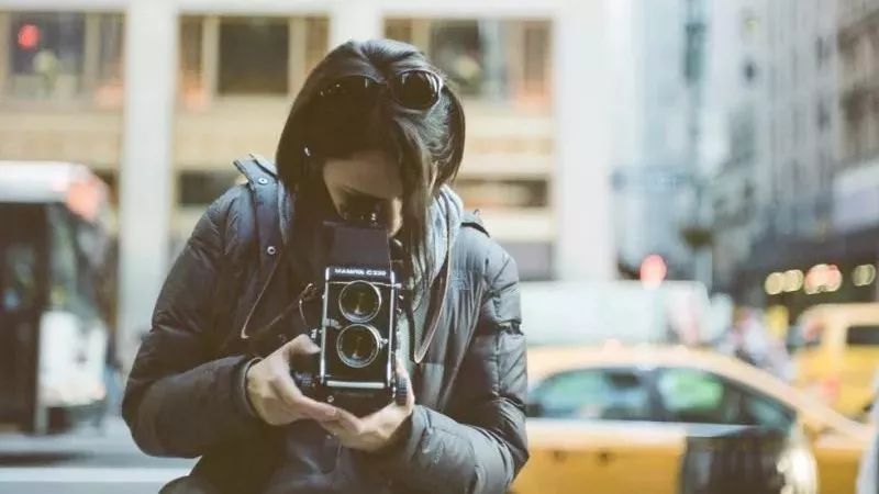 倒车入库俯视图和反光镜