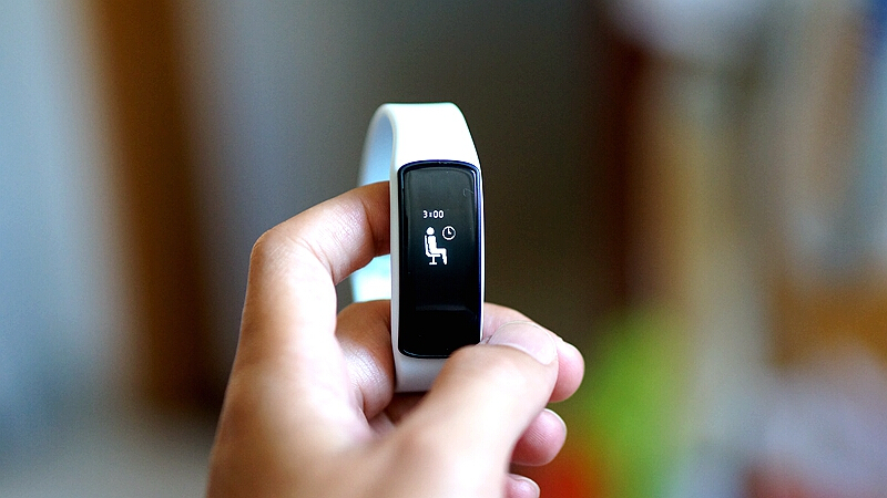 埃微iwowni6hr手环试用运动陪练生活助手