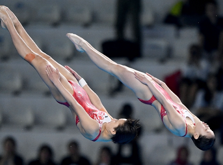 掌敏洁生日双人摘金中国跳水首日包揽2金