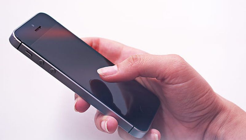 「一通电话」真能让苹果5G手机提前量产?