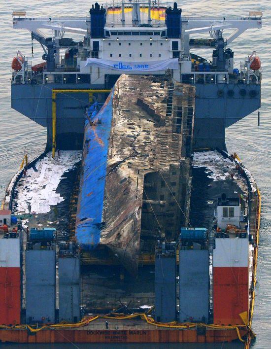 韩国客船沉没:“世越”号客轮沉没5年半后 韩国今天将重启调查 中国上海打捞局参与船体打捞工作