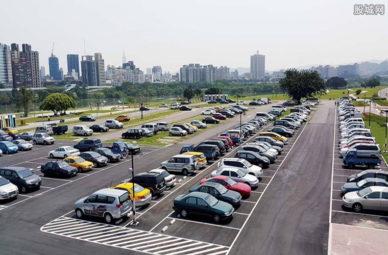停车位76万美元香港停车位价格破世界纪录__