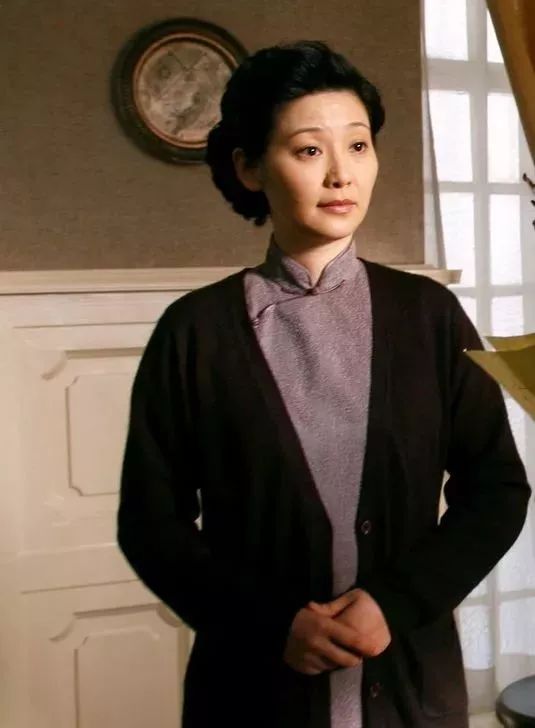 徐帆:"夫唱妇随"的别样人生