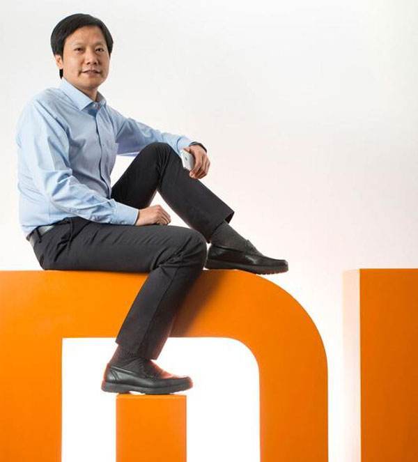 小米年销售1700亿,雷军年薪近百亿,董事会:实至