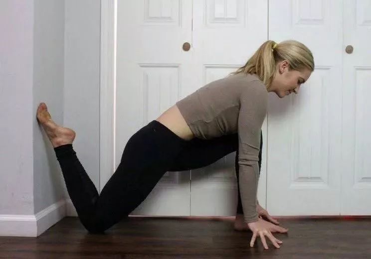 9个简单的靠墙练习全方位开髋效果杠杠滴