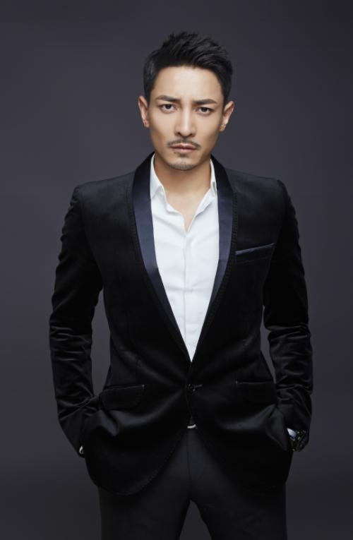 吴文璟曝时尚写真 优雅绅士展型男魅力