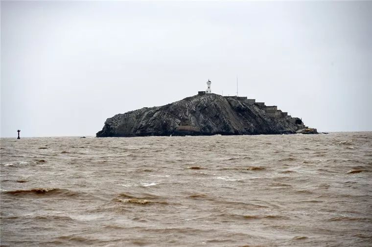 幫民兵老王升旗,我們都是守島人|開山島|守島|民兵_新浪新聞