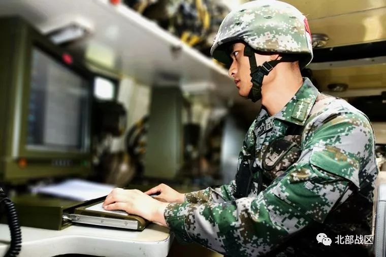 暴风雨部队练兵先练将旅营指挥机构加钢淬火研打仗