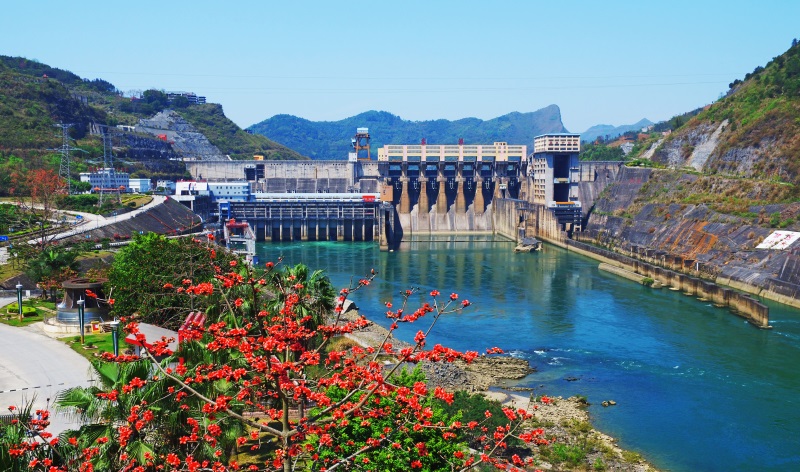 岩滩水电站(资料图片)岩滩水电站厂房.