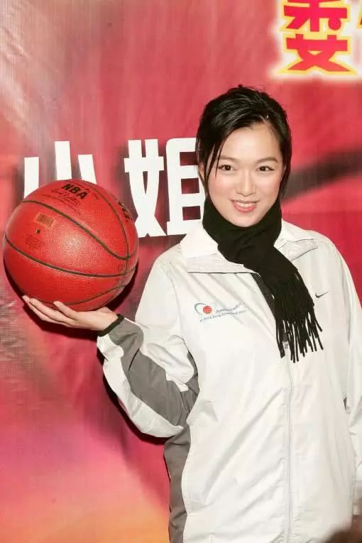 小棠菜李珊珊积极健身,愿以最好的状态乐观迎接以后的生活