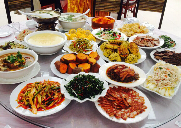 边吃边玩五一小长假品京郊十大宴席赏周边美景