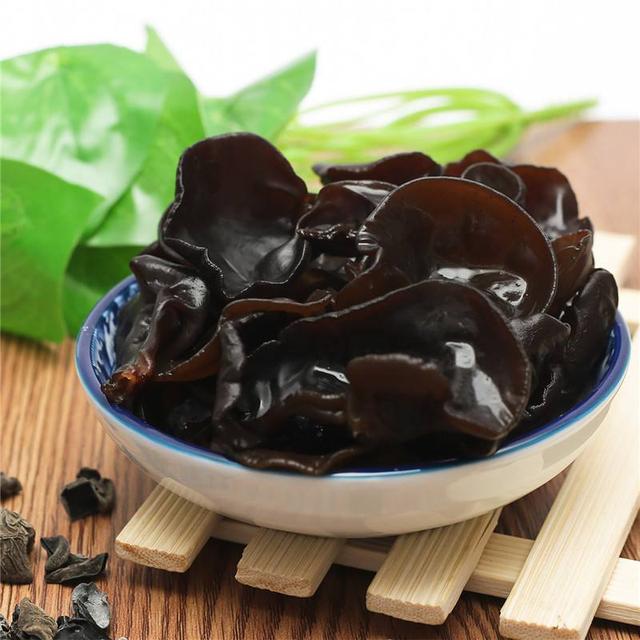 新鲜的木耳有毒不能吃?泡时间长了也不能吃?关于真相你了解吗|木耳|卟