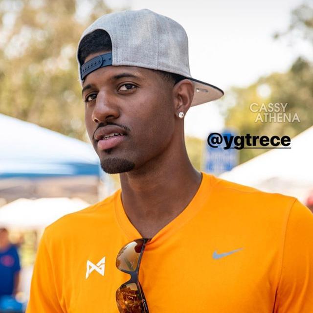 改变形象!保罗-乔治剃须后的新旧造型对比