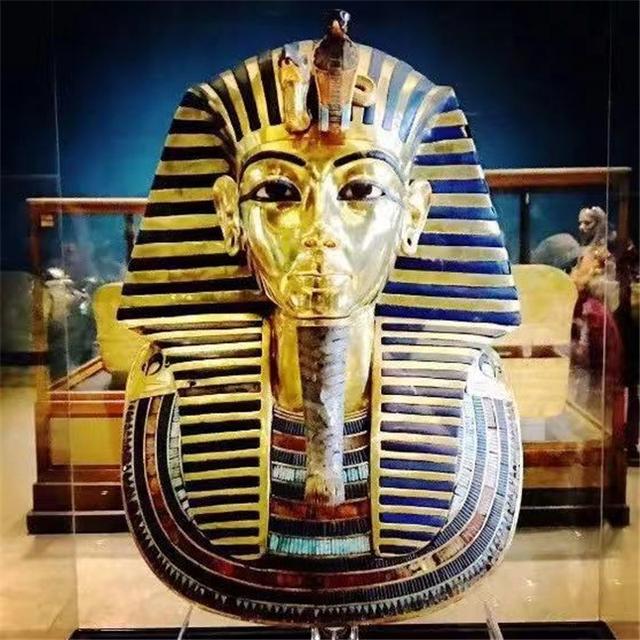 联邦快递搬来了一架飞机里面带着3300年前埃及法老的宝藏