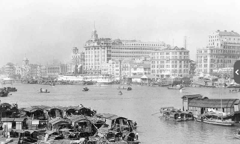 下面,让我们做几道题,看你能不能通过老照片认出这些城市来.