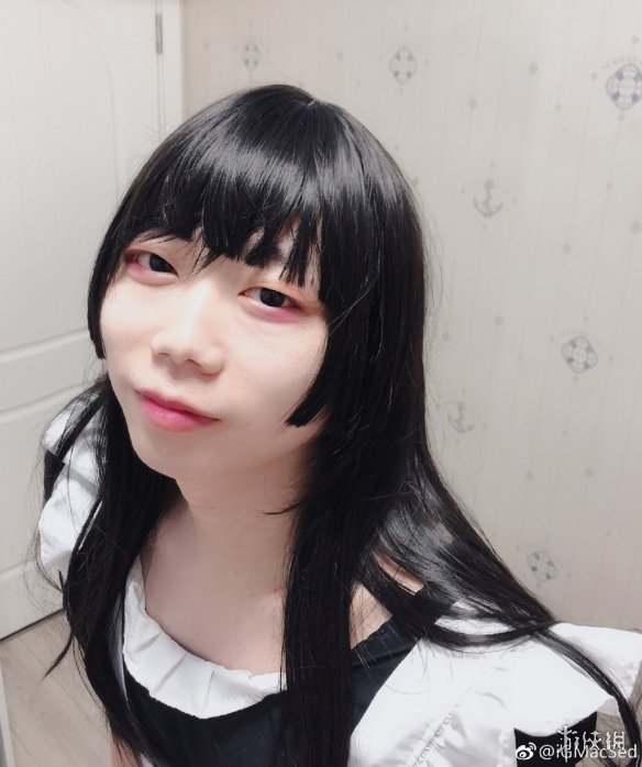 ig队员macsed女仆装哄睡孙一峰 黄旭东:我要吐了!