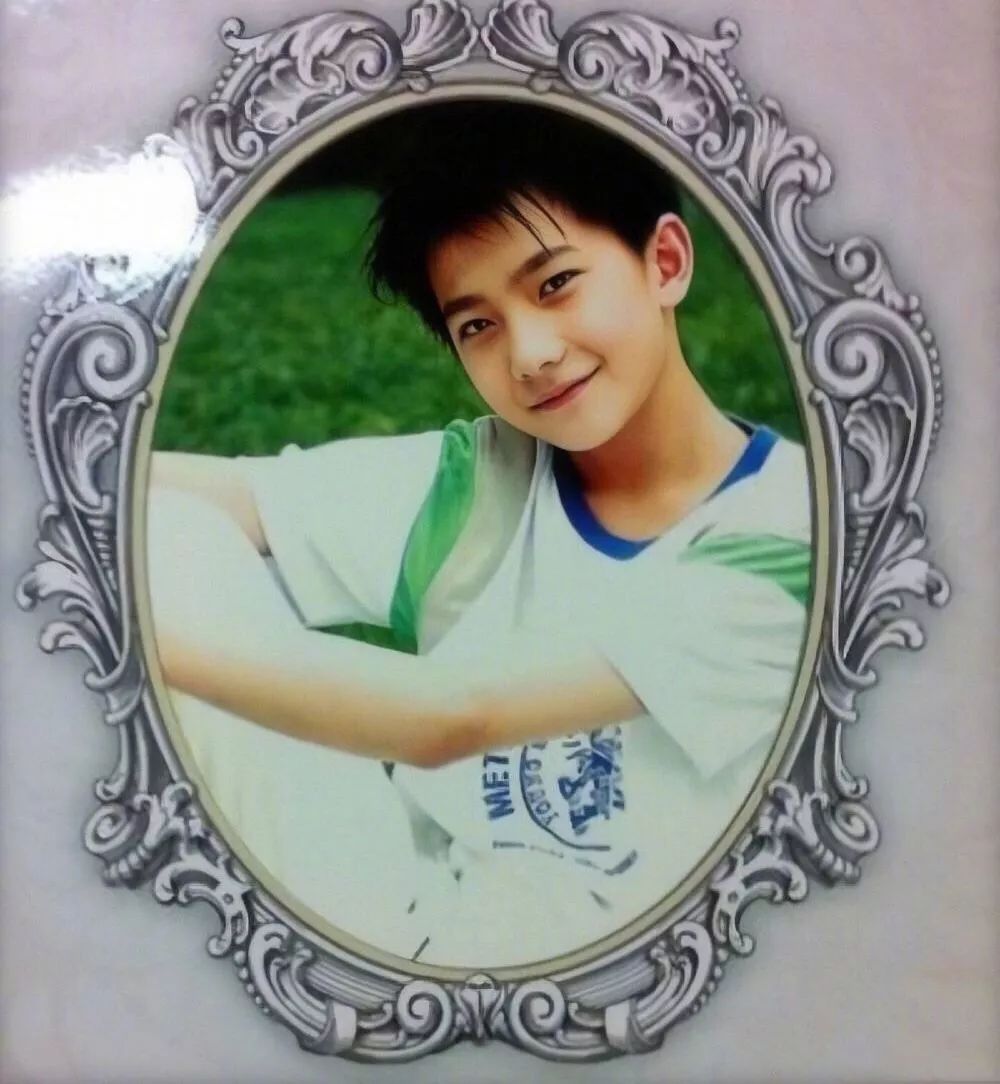 明星童年高清修复照他们小时候真的好可爱啊