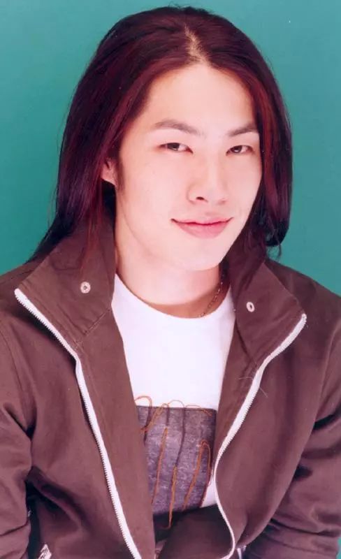 美作为什么是f4里唯一没有感情线的人啊!生气