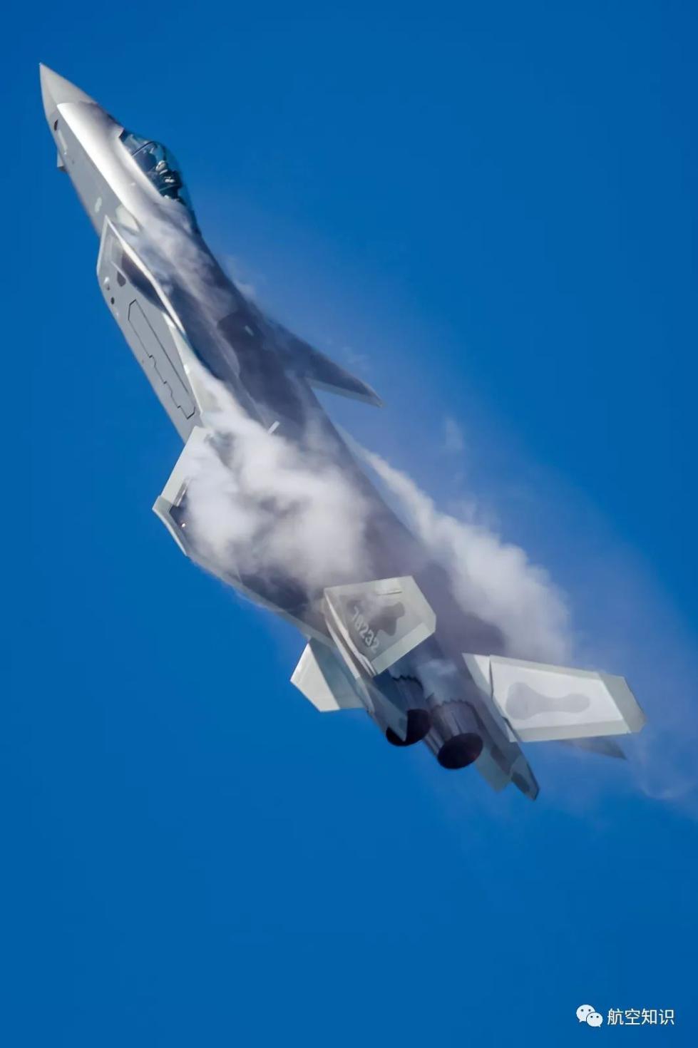 高清美图燃爆了!多机开花,眼镜蛇机动…歼20炫酷登场|画报|眼镜蛇|红