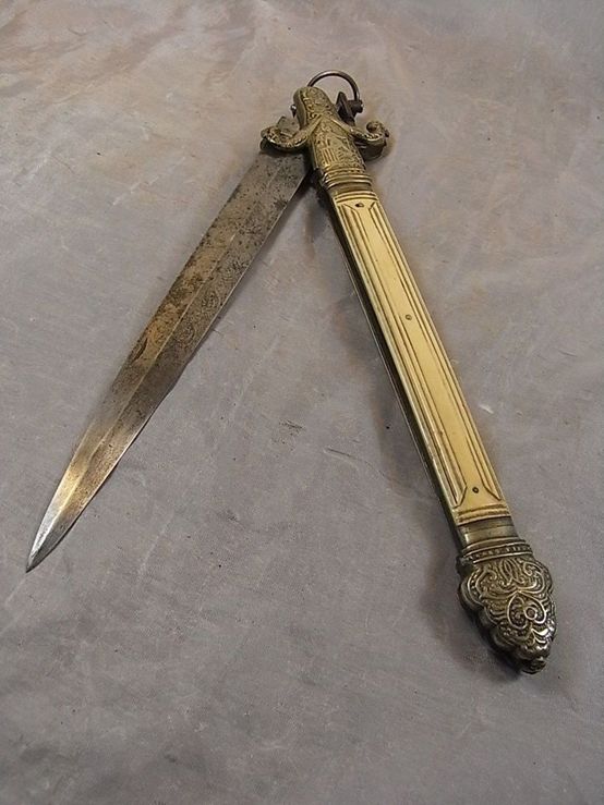 能让拿破仑都害怕的秘密武器折刀的祖宗究竟是啥样