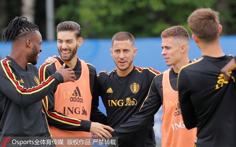 综述:法国十二年后重返决赛 克罗地亚损失主力