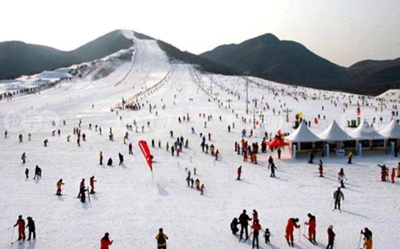 中国滑雪产业第一股卡宾滑雪承压入股滑雪场