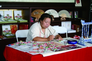 杨利平:后半生就做扎燕