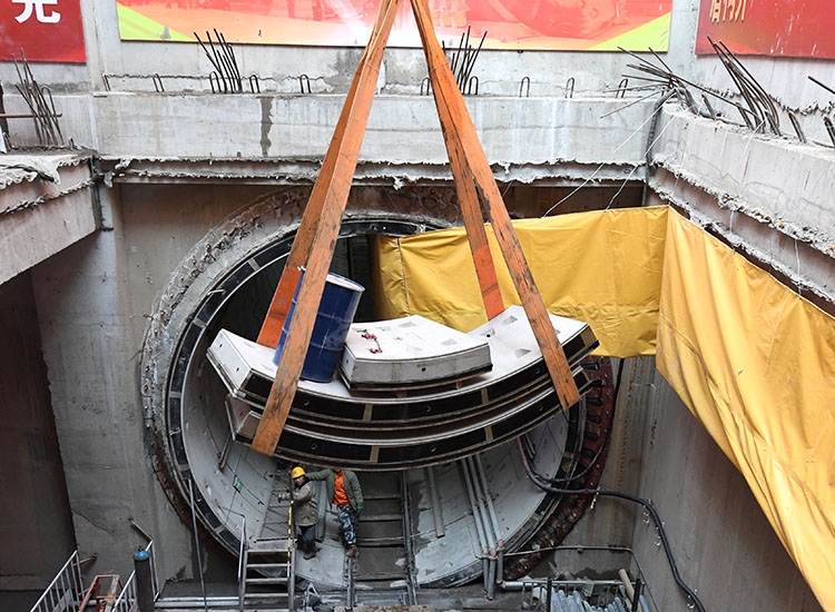 北京地铁17号线第二台盾构机 争先号 启动|科学