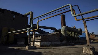 为摆脱空气质量排名倒数 唐山钢厂又开启新一