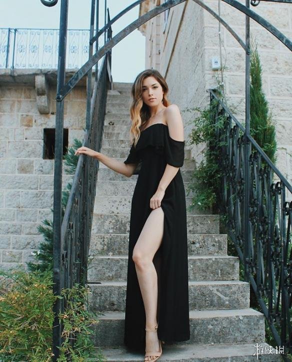 从lauren summer的相片里,是不是觉得她应该是个充满自信,热情奔放的