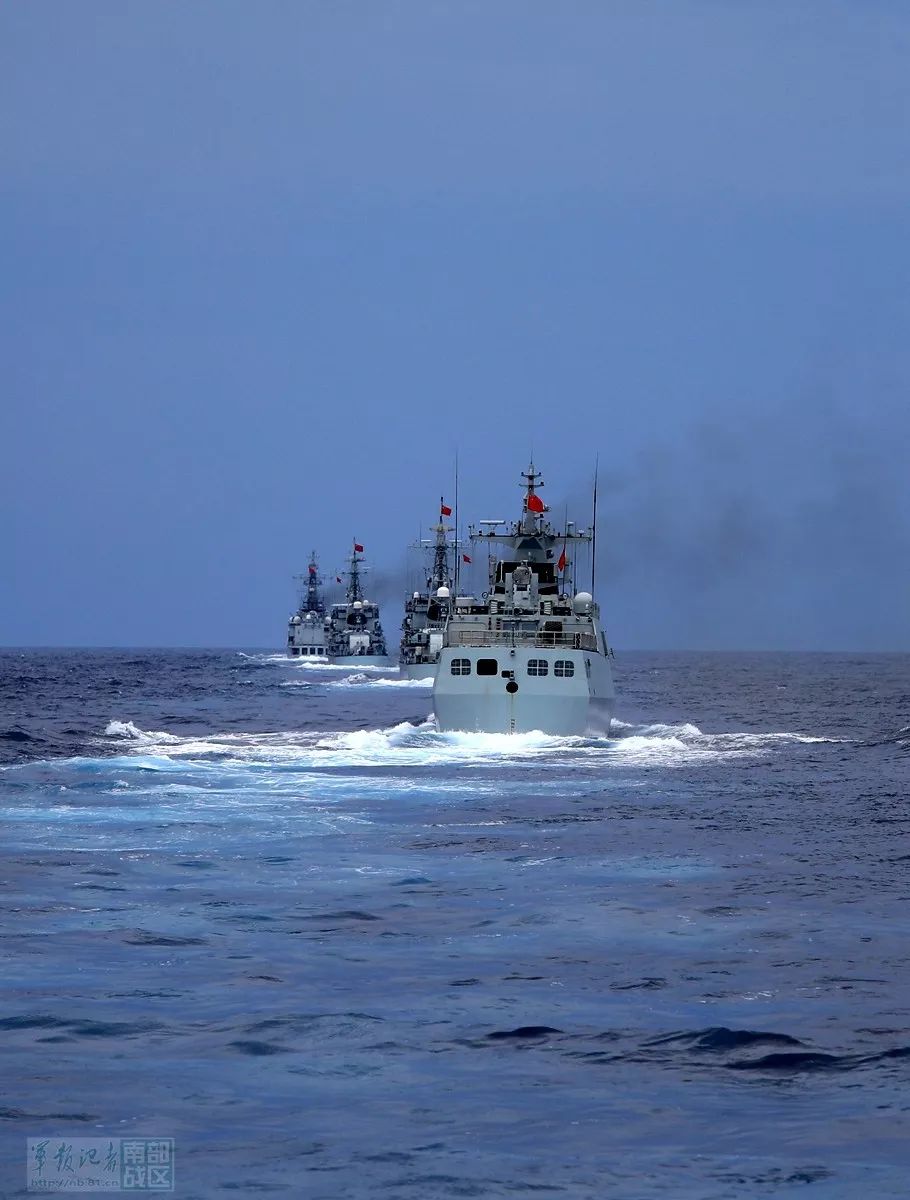 战斗警报!南部战区海军某护卫舰支队奔赴不同海域
