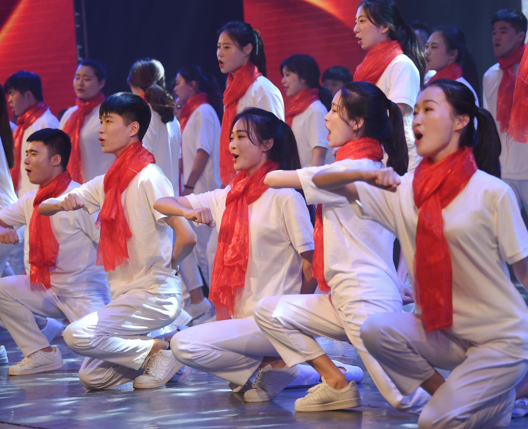 第三届福州市属高校主题文艺汇演晚会举行