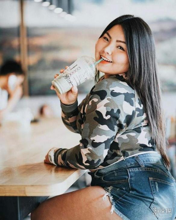 泰国胖妹最新低成本cos 范冰冰戛纳造型突破天际!